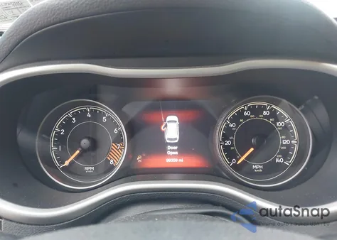 2015 Jeep Cherokee Limited z USA, uszkodzony, nr VIN 1C4PJLDS7FW572617